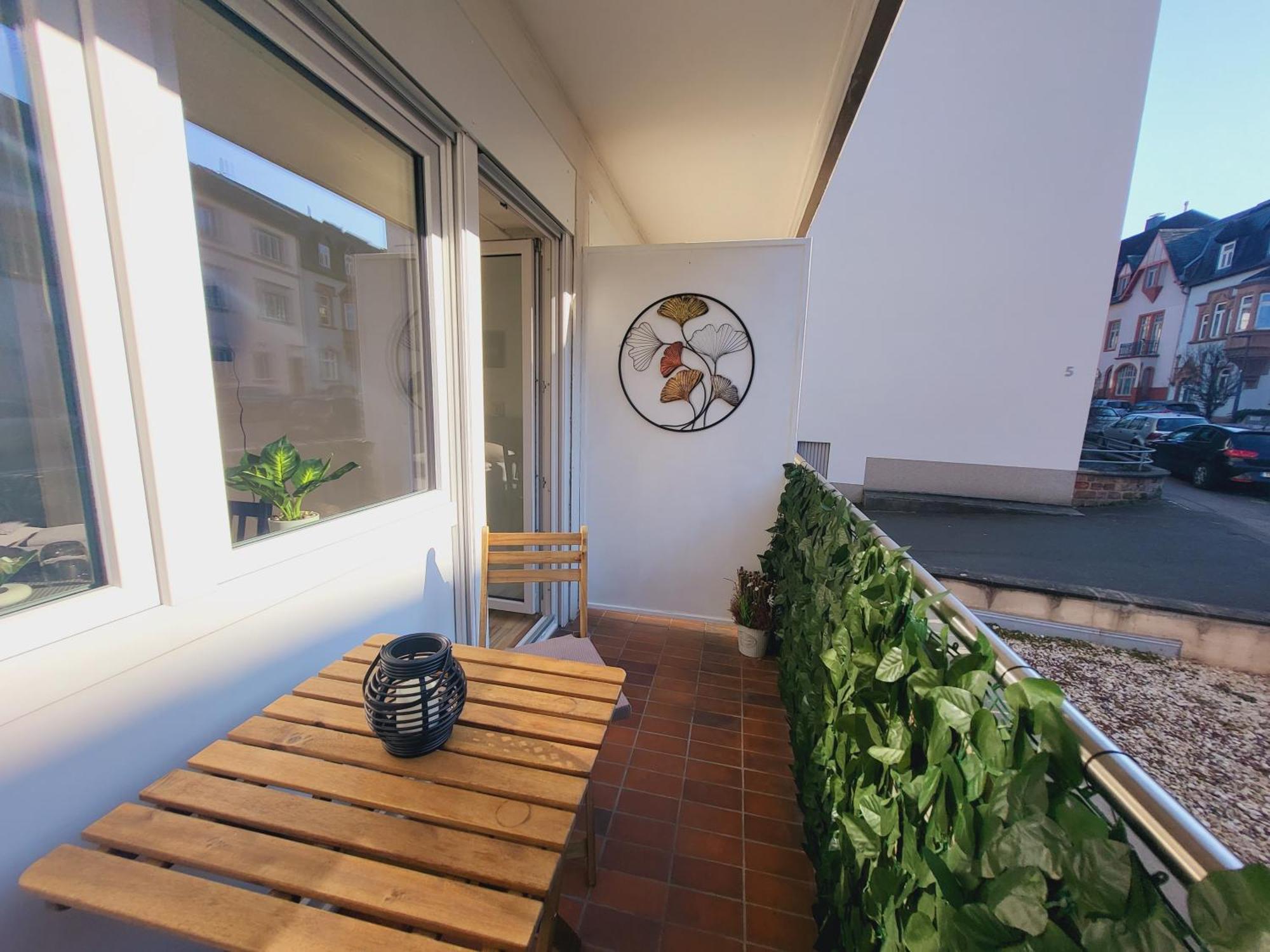 Zentrales Apartment Mit Balkon Und Parkplatz Trier Dış mekan fotoğraf