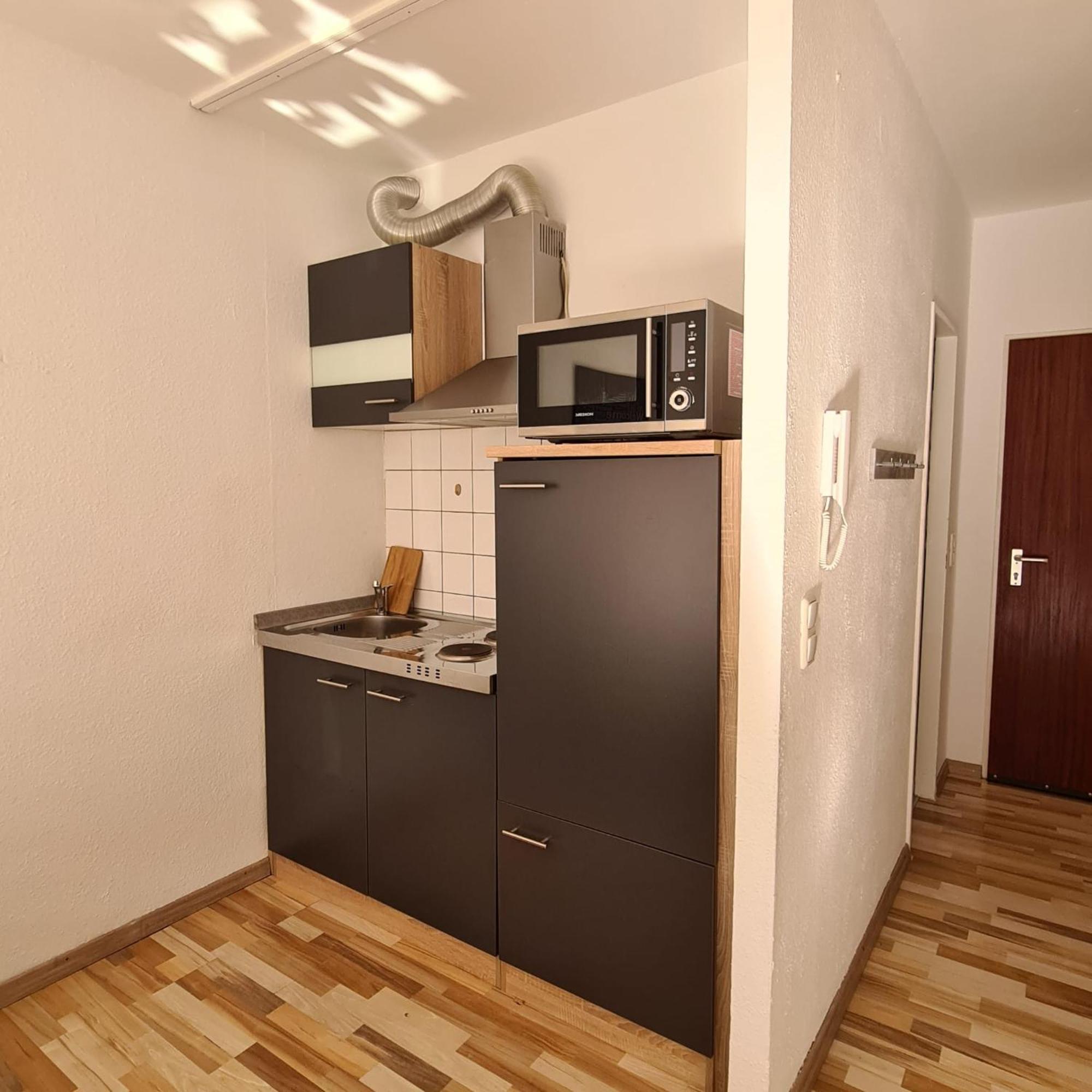 Zentrales Apartment Mit Balkon Und Parkplatz Trier Dış mekan fotoğraf